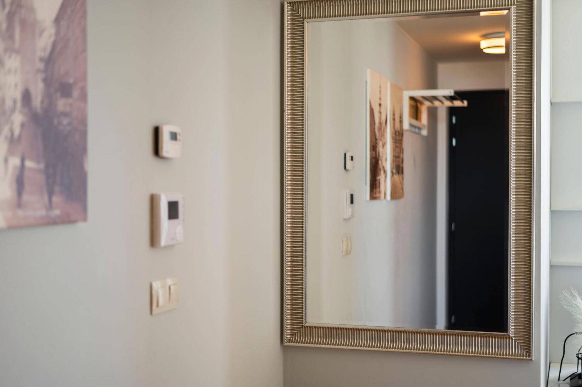 Appartamento Luxury 1Bdrm On The 28Th Floor Bratislava Esterno foto